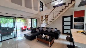 Villa Zumbo Rawai Private Pool 3BR BBQ Near Beach