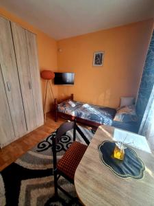 Buric Rooms