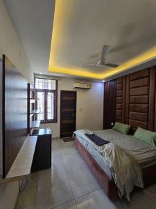 Silver Spot Nirman 202