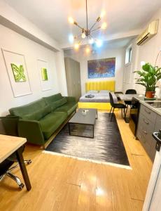Cheerful Studio with a Warm Vibe