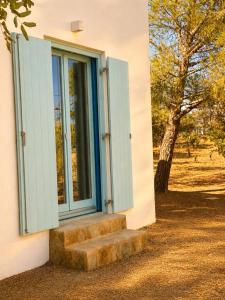 Paris Cottage Sunset and Olive Hideway