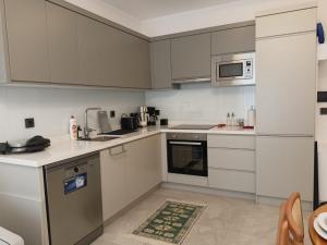 Lumos Town Residence-Cozy Suite near Mall & Beach