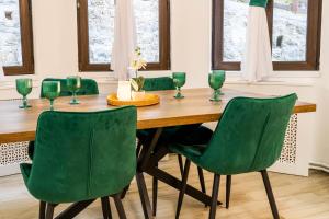 Emerald Retreat
