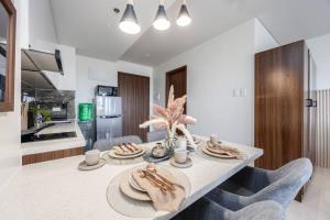 17th-Floor Sea View Studio Tambuli Seaside Living