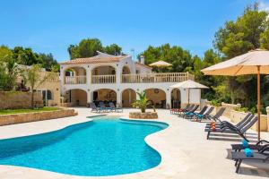 Villa El Silencio by Villa Plus