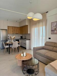 Elena Luxury Suites