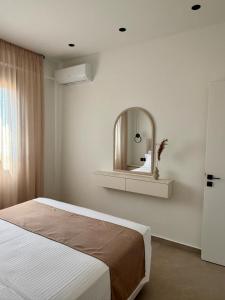 Elena Luxury Suites