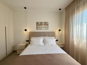 Elena Luxury Suites