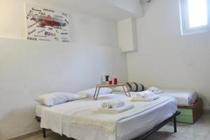 Two-Bedroom Apartment 500 meters to Bisceglie M1