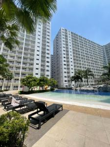 Condotel at Shore Residences in SM MOA, SMX, Arena near Airport