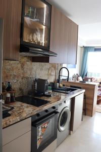 Panoramic View, Balcony, Fiber Optic, Free Parking