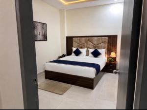 Hotel Urban Stay - Mathura
