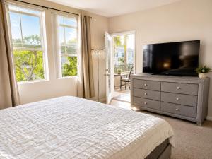 2 Bedroom 2 Baths Luxury Apartment Mirabella Beach