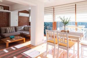 Charming 3Bed Villa Private Garden & Terrace! #381