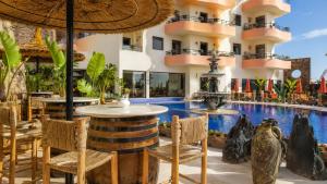 Hotel Paradise KMA