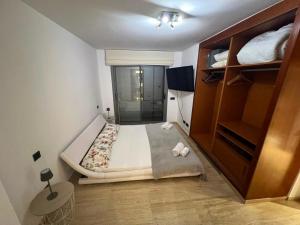 Espectacular apartamento en eivissa with pool