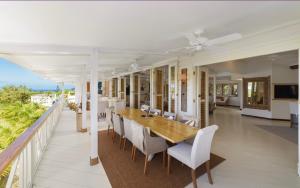 Stunning Retreat with Pool and Sunset Views - Northlight