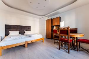 Brzeźno Beachside Apartment by BookingHost