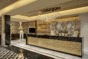 Crescent The Fern Budhni, Series by Marriott