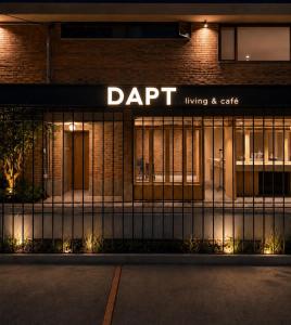 DAPT living
