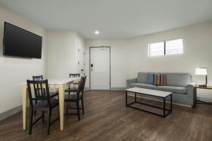 Carlsbad by the Sea Hotel, Carlsbad, Series By Marriott