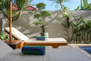 Kubu Nomad Uluwatu only 10 Minute to padang padang beach