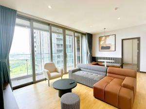 Empire City 2 bedroom