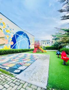 Diamond Hyacinth near Sta Lucia Mall and Airport