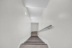 The Hideaway • 3 BR w 3 Ensuites • DT Oshawa