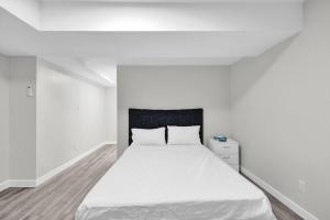 The Hideaway • 3 BR w 3 Ensuites • DT Oshawa