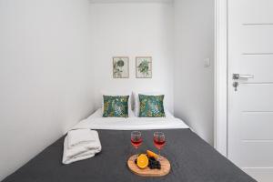 Lumina I Cozy 4-room Apart near Metro & Center