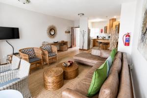 Jetty Seaview Apartment