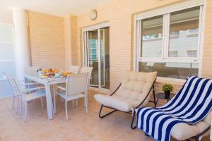 2 BD Apartment Pool Padel Beach