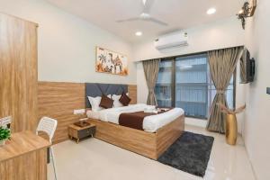 Spacious 3 Bedroom Apartment at Kalina, Santacruz East 5 mins from Bandra Kurla Complex