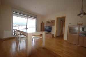 Lets Holidays BEAUTIFUL APARTMENT w POOL TOSS