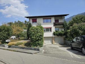 Large and comfortable house with Garden