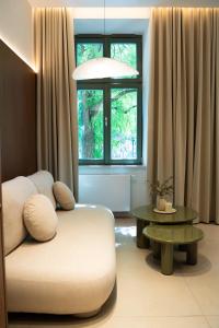 Aurelia Apartment