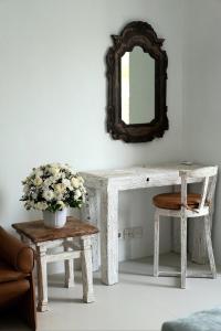 5 Minute Walk to Sanur Beach! Villa Pethak