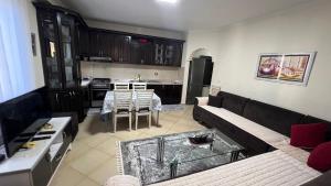 Aldo Apartment