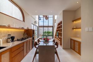 Luna Loft -Luxury Loft Pool Villa Prime Uluwatu Location