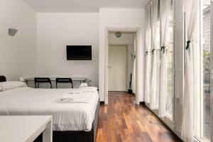 The Cozy Terrace Suite - Isola District
