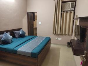 FabHotels Zenvia