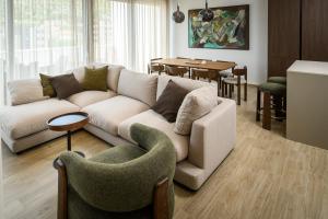 Brand new Lux apartment G & L with hot tub