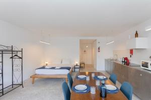 Liiiving in Porto - Lobo Studio 1