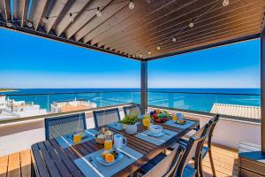 Casa Albatroz - com Rooftop e Jacuzzi em Albufeira