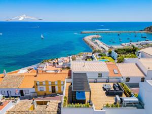 Casa Albatroz - com Rooftop e Jacuzzi em Albufeira