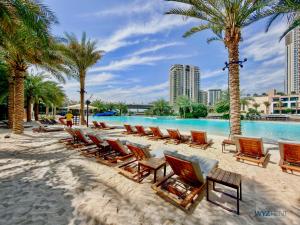 WYZ Rent 6th Floor 1BR Lagoon and Sunset View