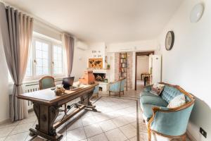 Miu B&B , Ciampino , Villa con Piscina e Parcheggio Privato