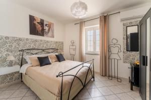 Miu B&B , Ciampino , Villa con Piscina e Parcheggio Privato