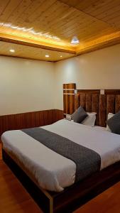New Avadh Palace Home Stay